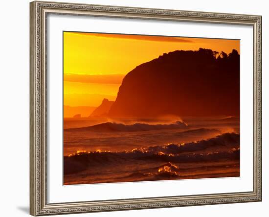 St Kilda Beach, Dunedin, New Zealand-David Wall-Framed Photographic Print