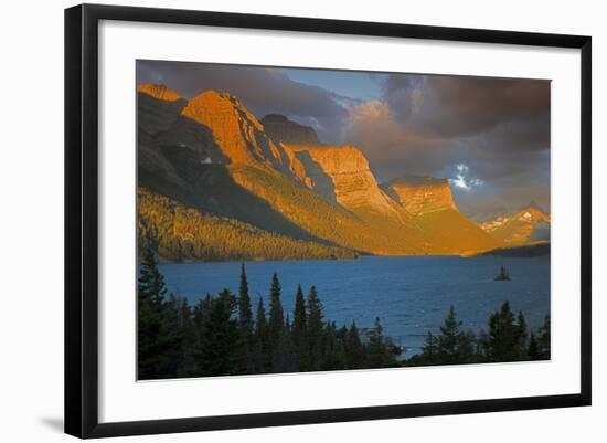 St Mary Lake at Sunrise, Glacier National Park, Montana, USA-Charles Gurche-Framed Photographic Print