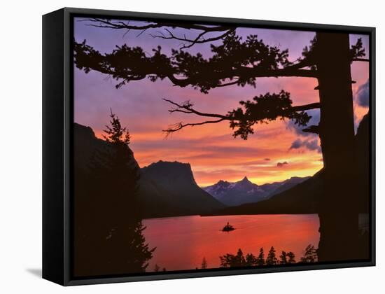 St Mary Lake at Sunset, Glacier National Park, Montana, USA-Jaynes Gallery-Framed Stretched Canvas