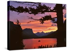 St Mary Lake at Sunset, Glacier National Park, Montana, USA-Jaynes Gallery-Stretched Canvas