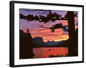 St Mary Lake at Sunset, Glacier National Park, Montana, USA-Jaynes Gallery-Framed Photographic Print