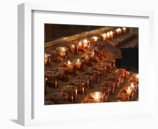 St Patrick's Cathedral.-Jon Hicks-Framed Photographic Print