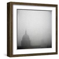 St Pauls Cathedral in Fog-Tosh-Framed Art Print