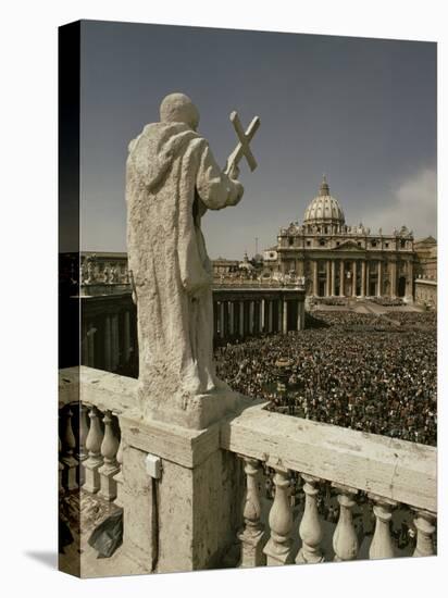 St. Peter's Square, Easter 1975, Rome, Lazio, Italy-Christina Gascoigne-Stretched Canvas