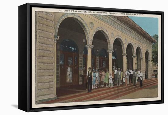 St. Petersburg, FL - Exterior View of Post Office-Lantern Press-Framed Stretched Canvas