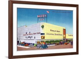 St. Petersburg, Florida - Exterior View of Webb's City Drugstore-Lantern Press-Framed Art Print