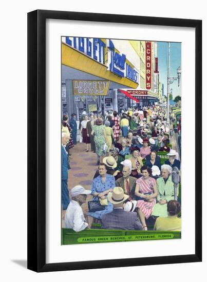 St. Petersburg, Florida - View of Crowds and Famous Green Benches-Lantern Press-Framed Art Print