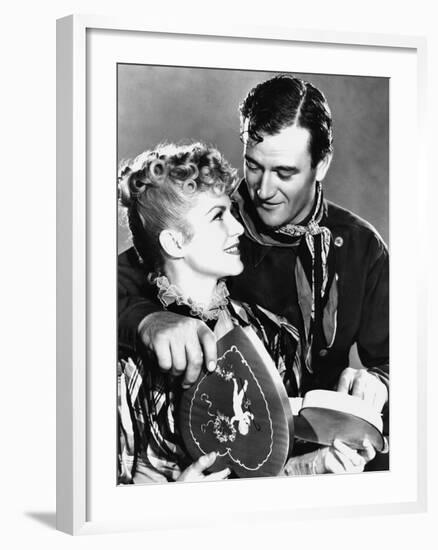 STAGECOACH, 1939 directed by JOHN FORD John Wayne Claire Trevor (b/w photo)-null-Framed Photo