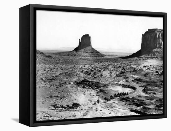Stagecoach, 1939-null-Framed Stretched Canvas