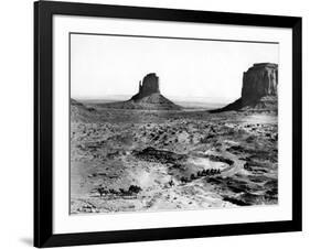 Stagecoach, 1939-null-Framed Photo