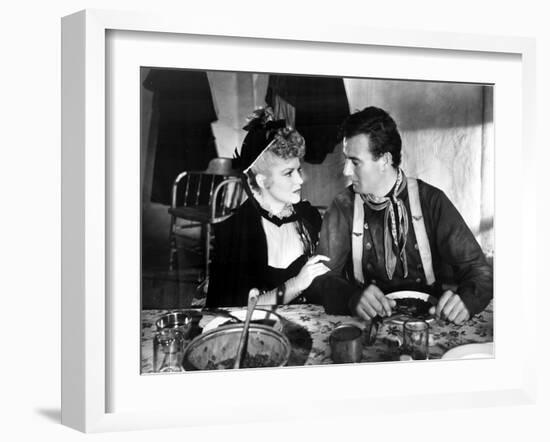 Stagecoach, Claire Trevor, John Wayne, 1939-null-Framed Photo