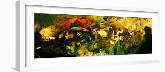 Stalactites and Stalagmites Formation in a Cave, Carlsbad Caverns National Park-null-Framed Photographic Print