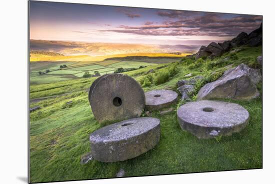 Stanage Edge Millstones at Sunrise, Peak District National Park, Derbyshire-Andrew Sproule-Mounted Photographic Print