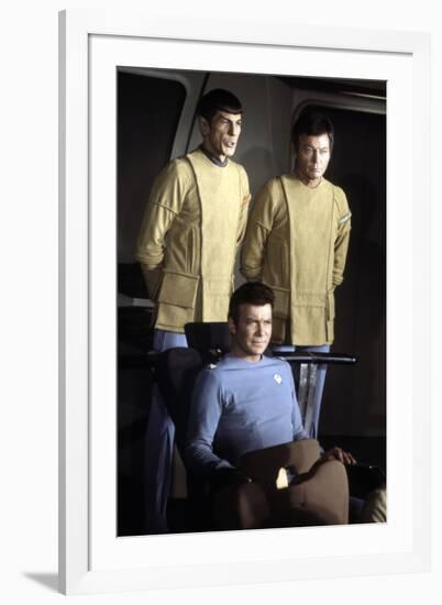 Star Trek, le film (Star Trek: The Motion Picture) by Robert Wise with William Shatner, DeForest Ke-null-Framed Photo