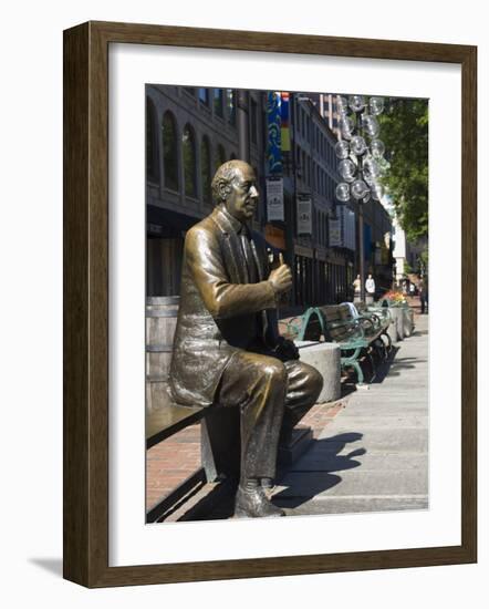 Statue in Quincy Market, Boston, Massachusetts, New England, USA-Amanda Hall-Framed Photographic Print