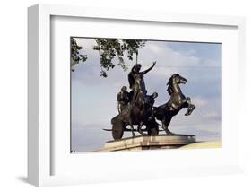 Statue of Boadicea, Westminster, London, England, United Kingdom-Walter Rawlings-Framed Photographic Print