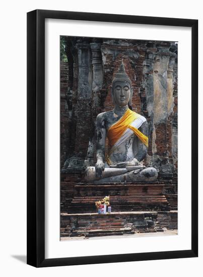Statue of Buddha, Wat Mahathat, Ayutthaya (Unesco World Heritage List, 1991), Bangkok, Thailand-null-Framed Premium Giclee Print