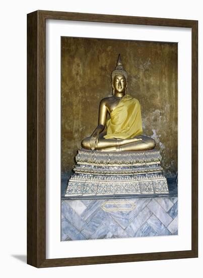 Statue of Buddha, Wat Pho, Bangkok, Thailand, 19th Century-null-Framed Premium Giclee Print