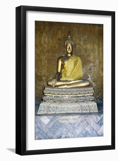 Statue of Buddha, Wat Pho, Bangkok, Thailand, 19th Century-null-Framed Premium Giclee Print