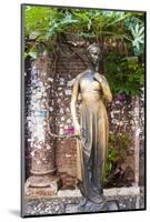 Statue of Juliet, Juliet's House, Verona, UNESCO World Heritage Site, Veneto, Italy, Europe-Nico-Mounted Photographic Print