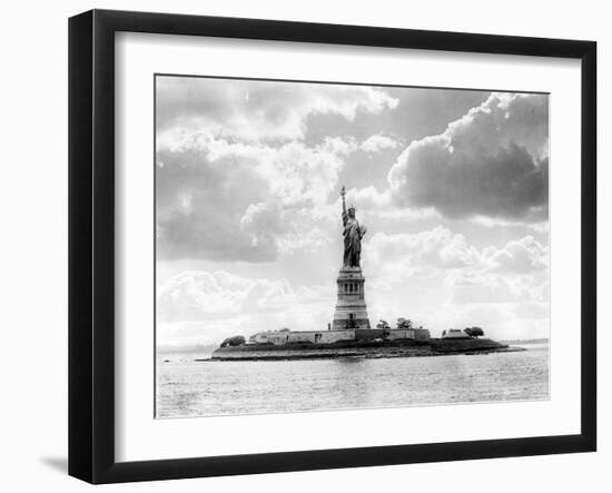 Statue of Liberty, 1905-Science Source-Framed Giclee Print