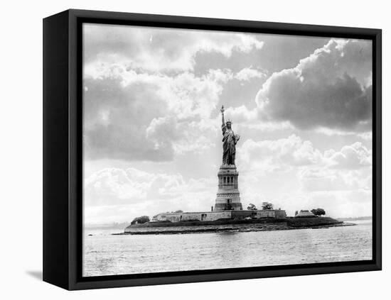 Statue of Liberty, 1905-Science Source-Framed Stretched Canvas