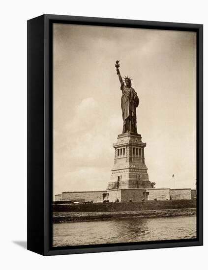 Statue of Liberty, Circa 1890-null-Framed Stretched Canvas