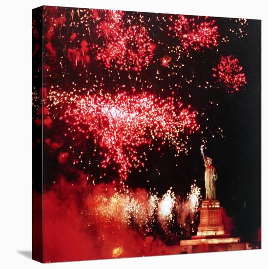 Statue of Liberty Fourth of July-Rusty Kennedy-Stretched Canvas