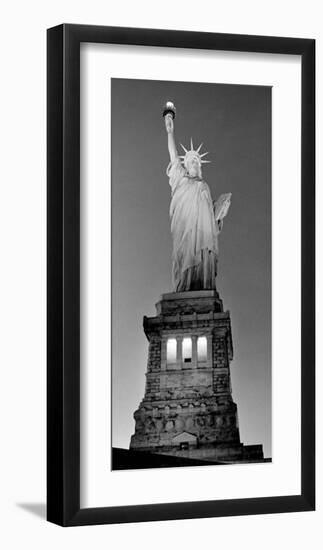 Statue of Liberty-Henri Silberman-Framed Art Print