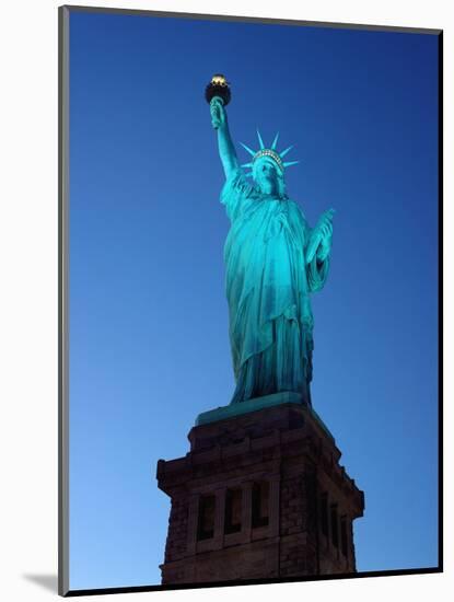 Statue of Liberty-Kurt Freundlinger-Mounted Photographic Print