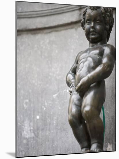 Statue of Manneken Pis Fountain, Brussels, Belgium, Europe-Martin Child-Mounted Photographic Print