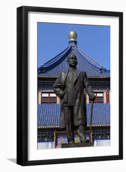 Statue of Sun Yat Sen (1866-1925)-null-Framed Premium Giclee Print
