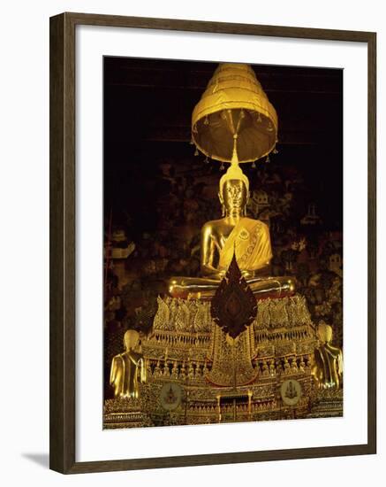 Statue of the Buddha, Wat Pho (Wat Po) (Wat Phra Chetuphon), Bangkok, Thailand, Southeast Asia-Gavin Hellier-Framed Photographic Print