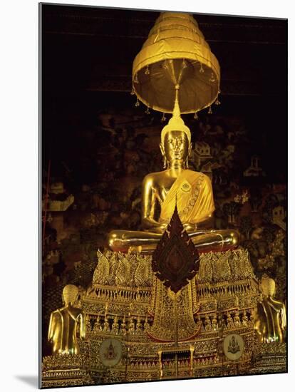 Statue of the Buddha, Wat Pho (Wat Po) (Wat Phra Chetuphon), Bangkok, Thailand, Southeast Asia-Gavin Hellier-Mounted Photographic Print