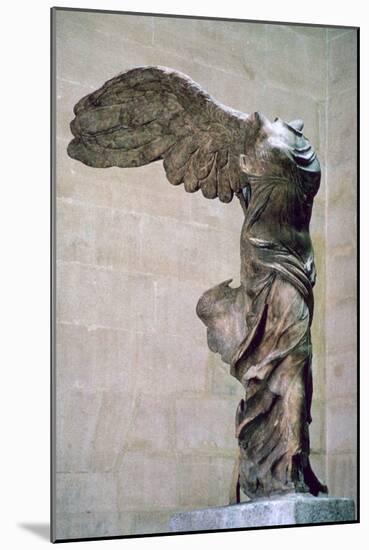 Statue of the winged Nike of Samothrace, 2nd century BC. Artist: Unknown-Unknown-Mounted Giclee Print