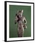 statuette de la déesse Bastet tenant le panier, l'égide et le sistre-null-Framed Giclee Print