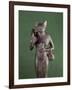 statuette de la déesse Bastet tenant le panier, l'égide et le sistre-null-Framed Giclee Print