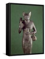 statuette de la déesse Bastet tenant le panier, l'égide et le sistre-null-Framed Stretched Canvas