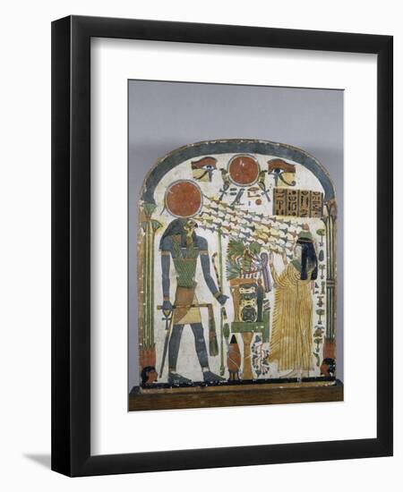 Stèle de la dame Taperet adorant le dieu Rê-Horakhty-null-Framed Giclee Print