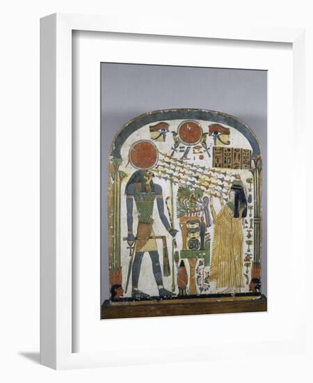 Stèle de la dame Taperet adorant le dieu Rê-Horakhty-null-Framed Giclee Print