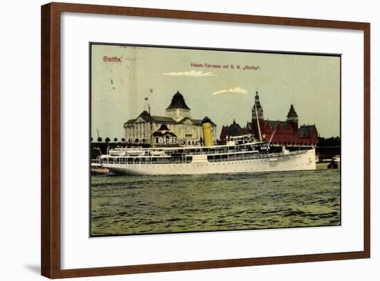 Stettin in Pommern,Dampfer, Henterrasse Mit Hertha-null-Framed Giclee Print