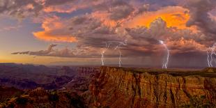 Flat top hoodoo on the edge of a cliff along the Billings Gap Trail on Blue Mesa-Steven Love-Photographic Print