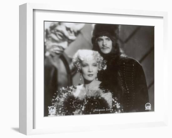 Still from the Film "The Scarlet Empress" with Marlene Dietrich and John Lodge, 1934-German photographer-Framed Photographic Print