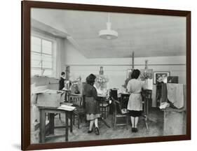 Still Life Class, Saint Martins School of Art, London, 1939-null-Framed Photographic Print