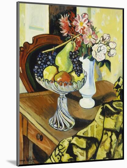 Still Life with Fruit Bowl, 1918-Suzanne Valadon-Mounted Giclee Print