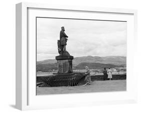 Stirling Castle 1949-Staniland Pugh-Framed Photographic Print