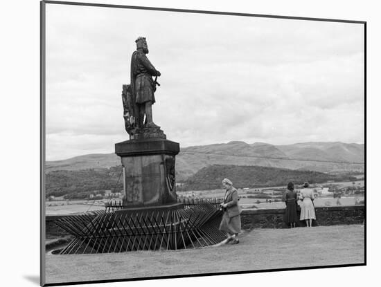 Stirling Castle 1949-Staniland Pugh-Mounted Photographic Print