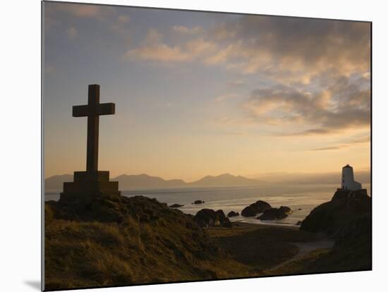 Stone Cross and Old Lighthouse, Llanddwyn Island National Nature Reserve, Anglesey, North Wales-Pearl Bucknall-Mounted Photographic Print