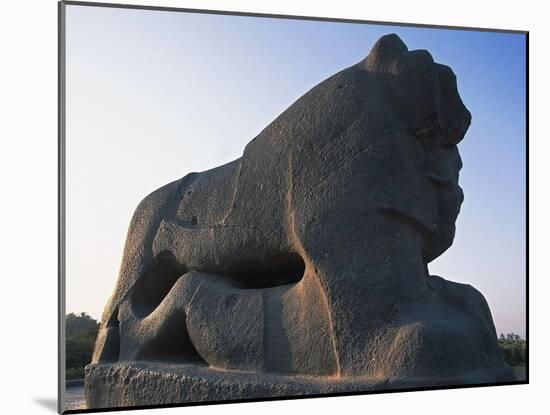 Stone Lion, War Trophy of Nebuchadnezzar II, Babylon, Iraq-null-Mounted Giclee Print