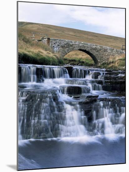 Stonesdale Moor, Yorkshire Dales, Yorkshire, England, United Kingdom-Mark Mawson-Mounted Photographic Print